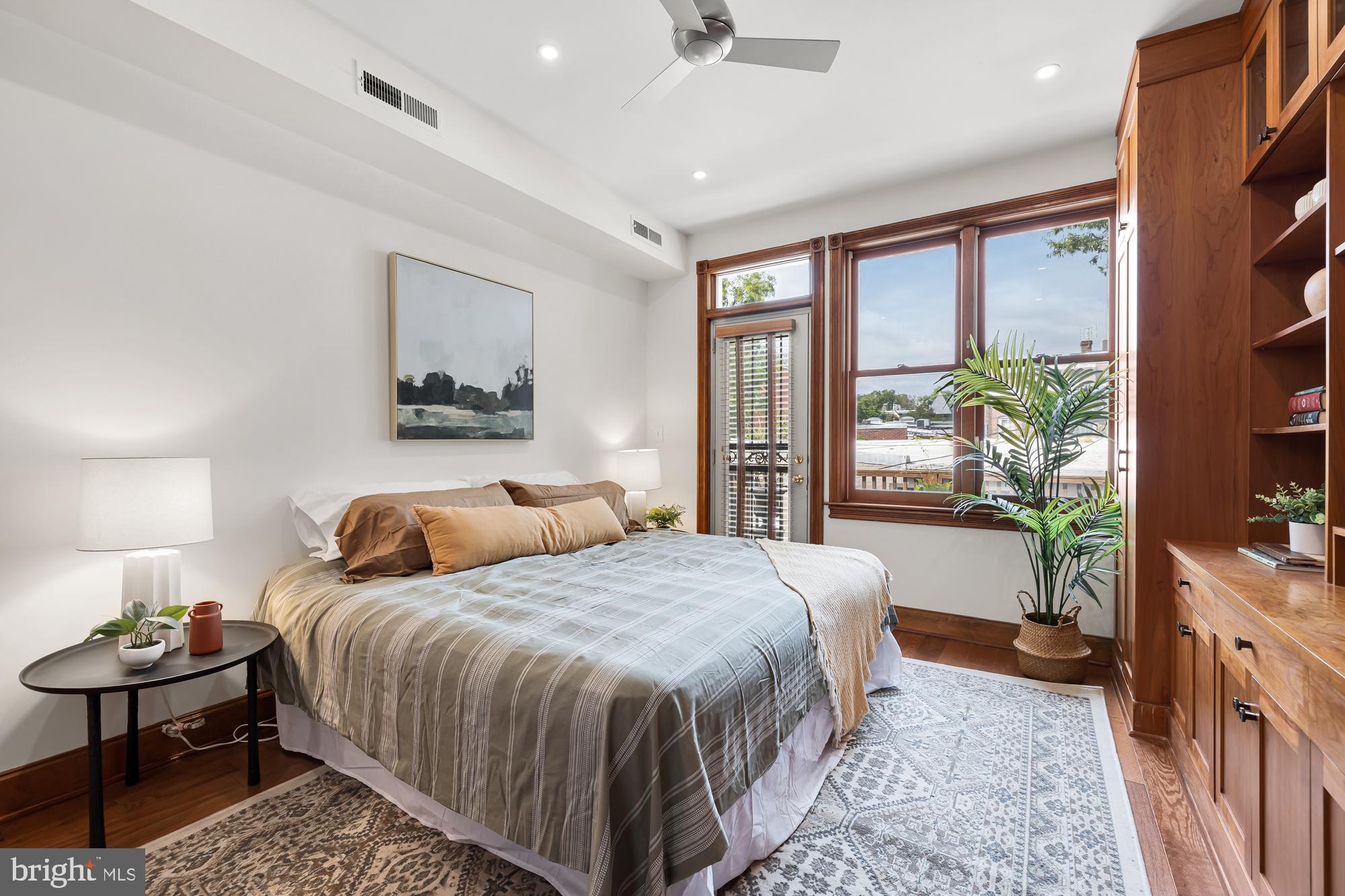 311 6th Street Southeast, Unit 3 Washington, DC 20003 - Photo 14 of 30 Primary Bedroom