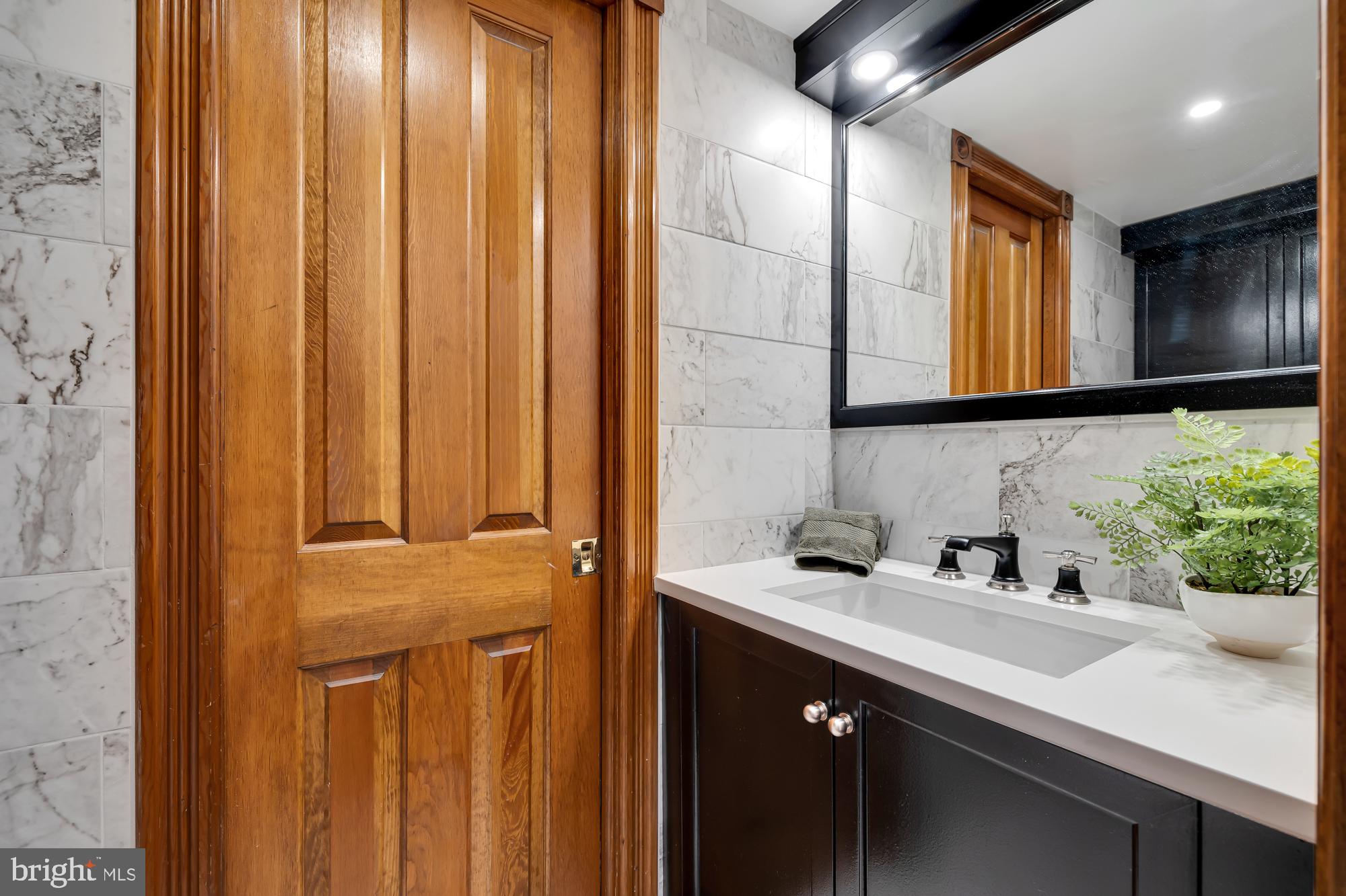 311 6th Street Southeast, Unit 3 Washington, DC 20003 - Photo 20 of 30 Closed Sliding Door