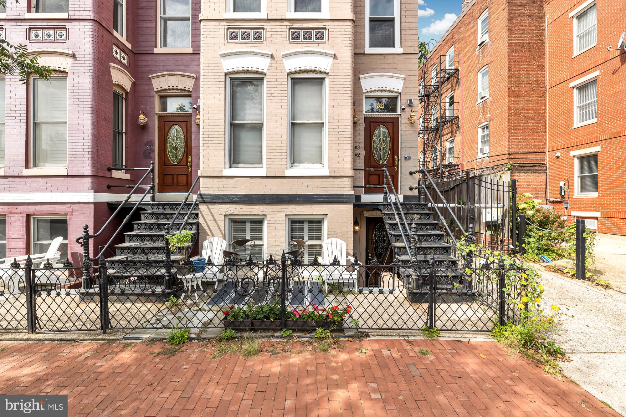 311 6th Street Southeast, Unit 3 Washington, DC 20003 - Photo 2 of 30 Historic Building Steps from Bars and Shops