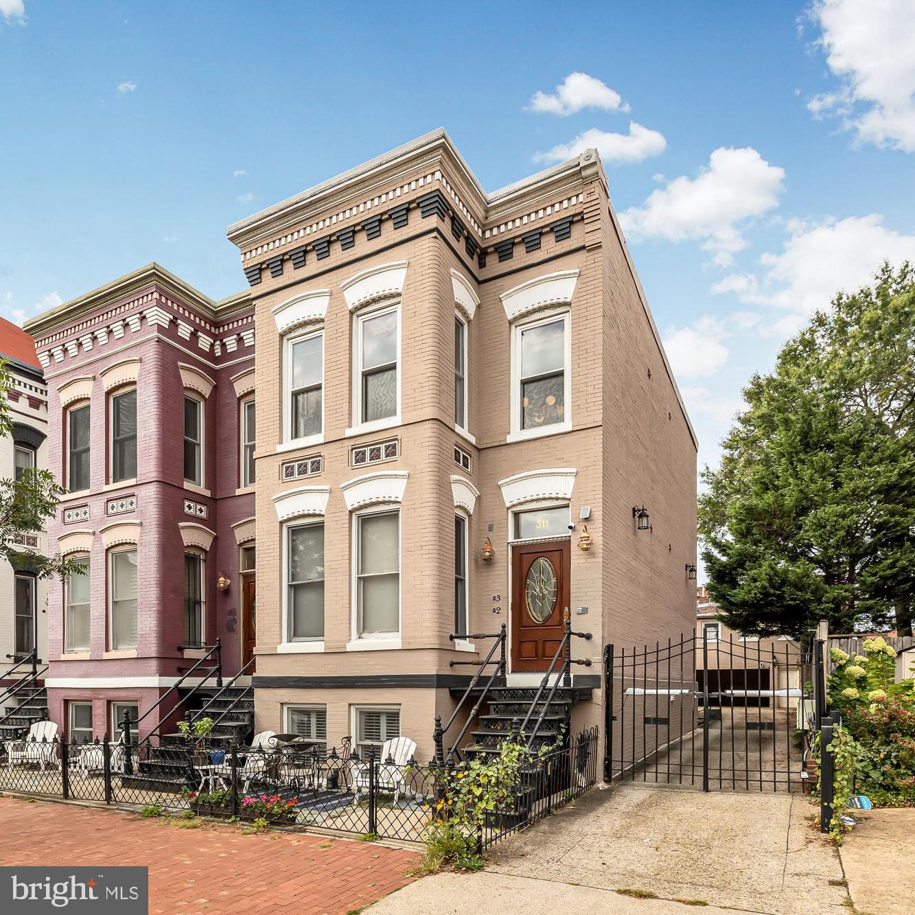 311 6th Street Southeast, Unit 3 Washington, DC 20003 - Photo 3 of 30 2 Floor Condo