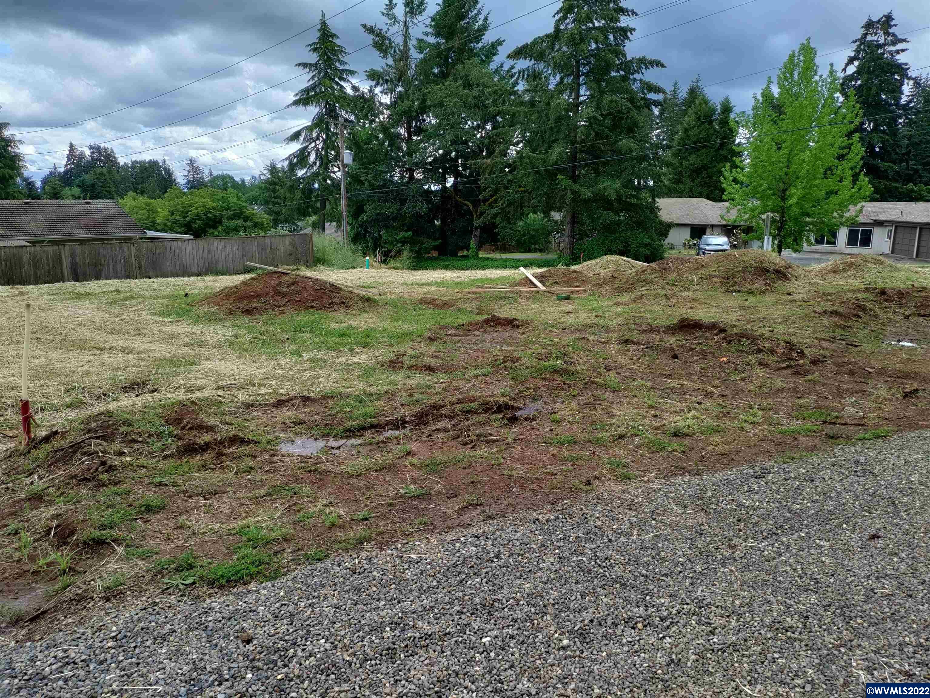 2 Boone Road Salem, OR 97302 - Photo 3 of 5