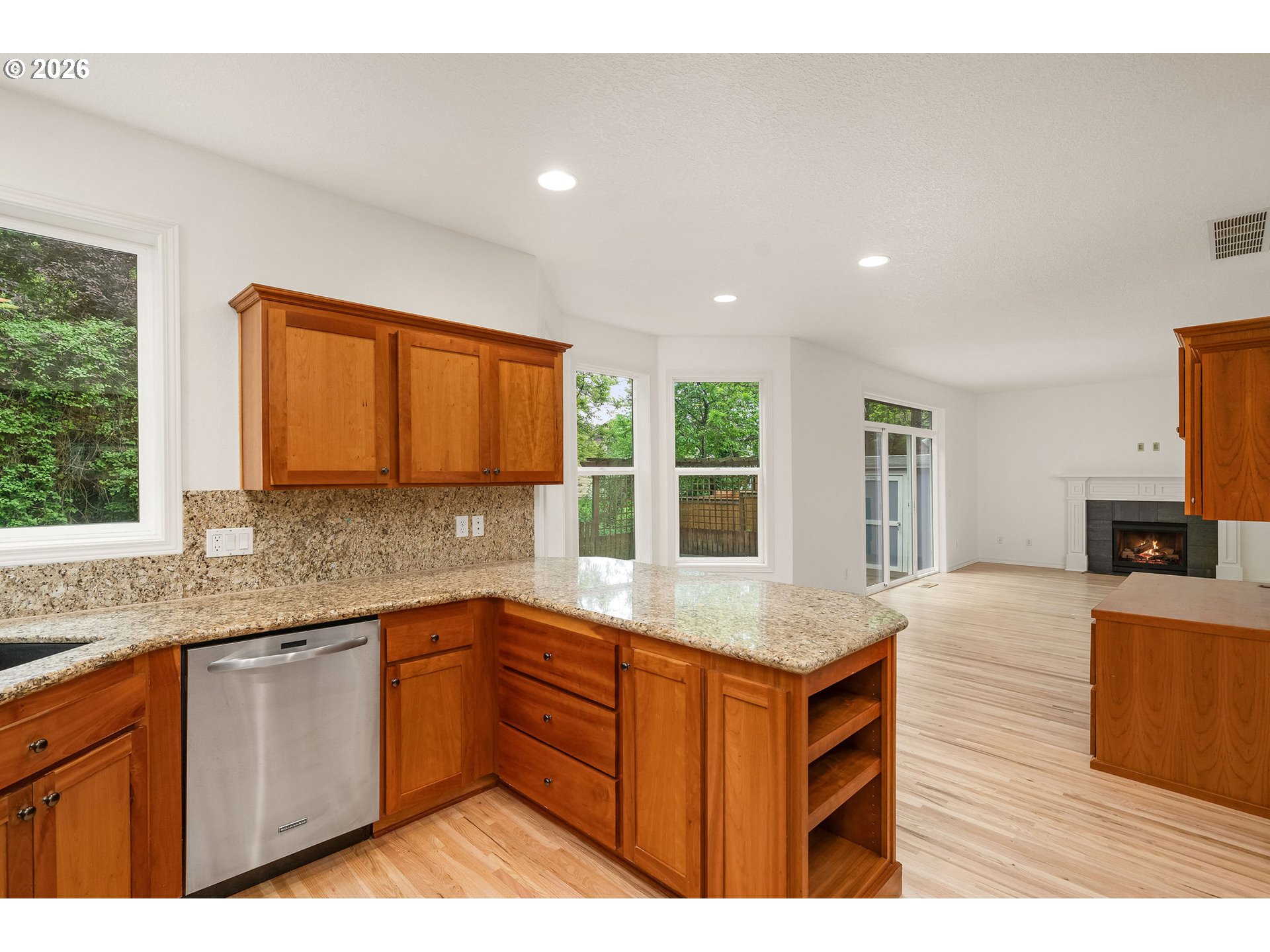 8416 Southwest Cedarcrest Street Portland, OR 97223 - Photo 13 of 45 Kitchen