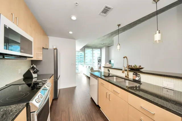 $1,750 | 5925 Almeda Road, Unit 12408, Houston, TX 77004