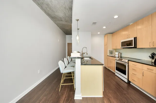 $1,750 | 5925 Almeda Road, Unit 12408, Houston, TX 77004