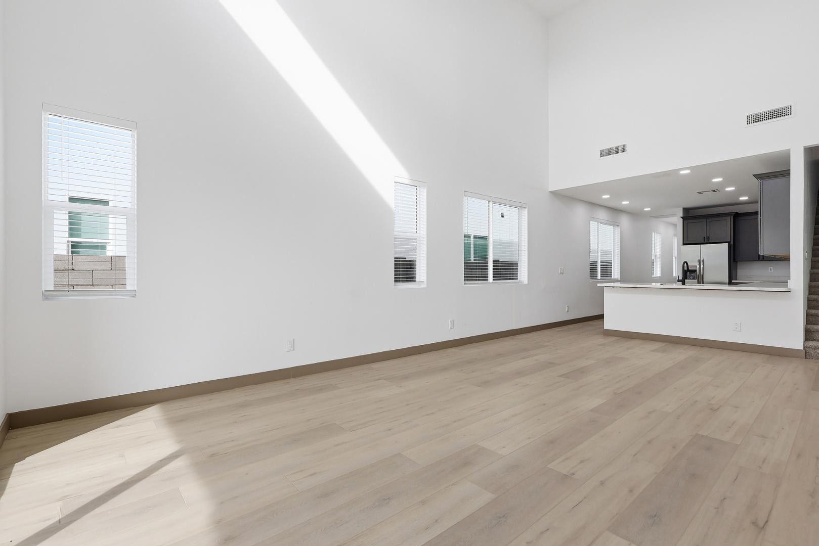 2809 East Trumbull Road, Unit 1 Phoenix, AZ 85040 - Photo 10 of 27 Photo #10