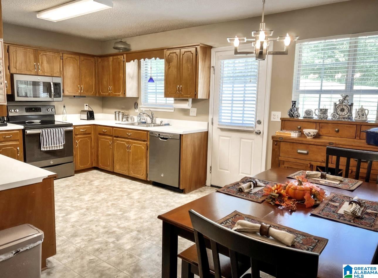 968 Littlejohn Road Jacksonville, AL 36265 - Photo 8 of 23