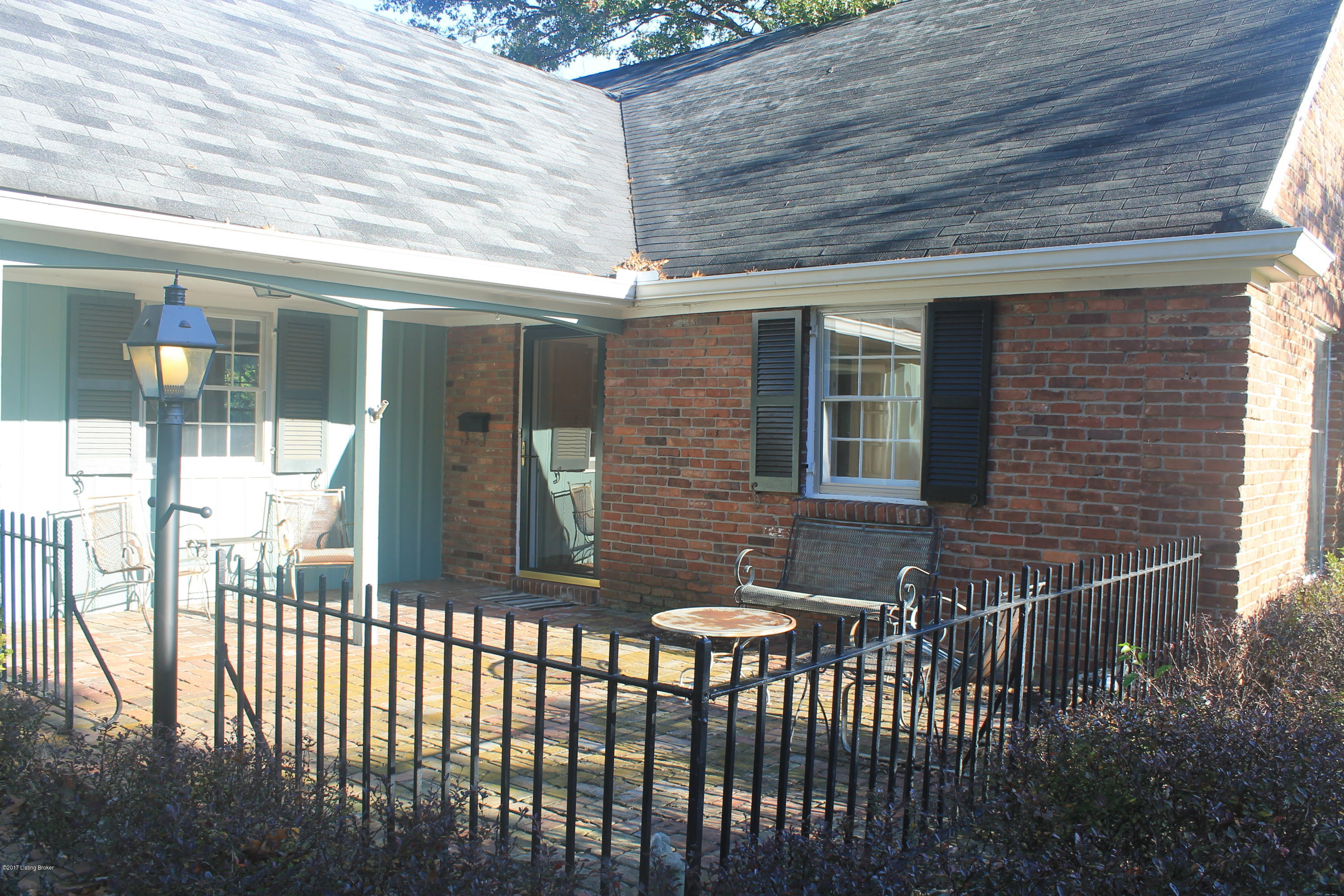 8615 Holston Road Louisville, KY 40222 - Photo 26 of 27 Front Porch