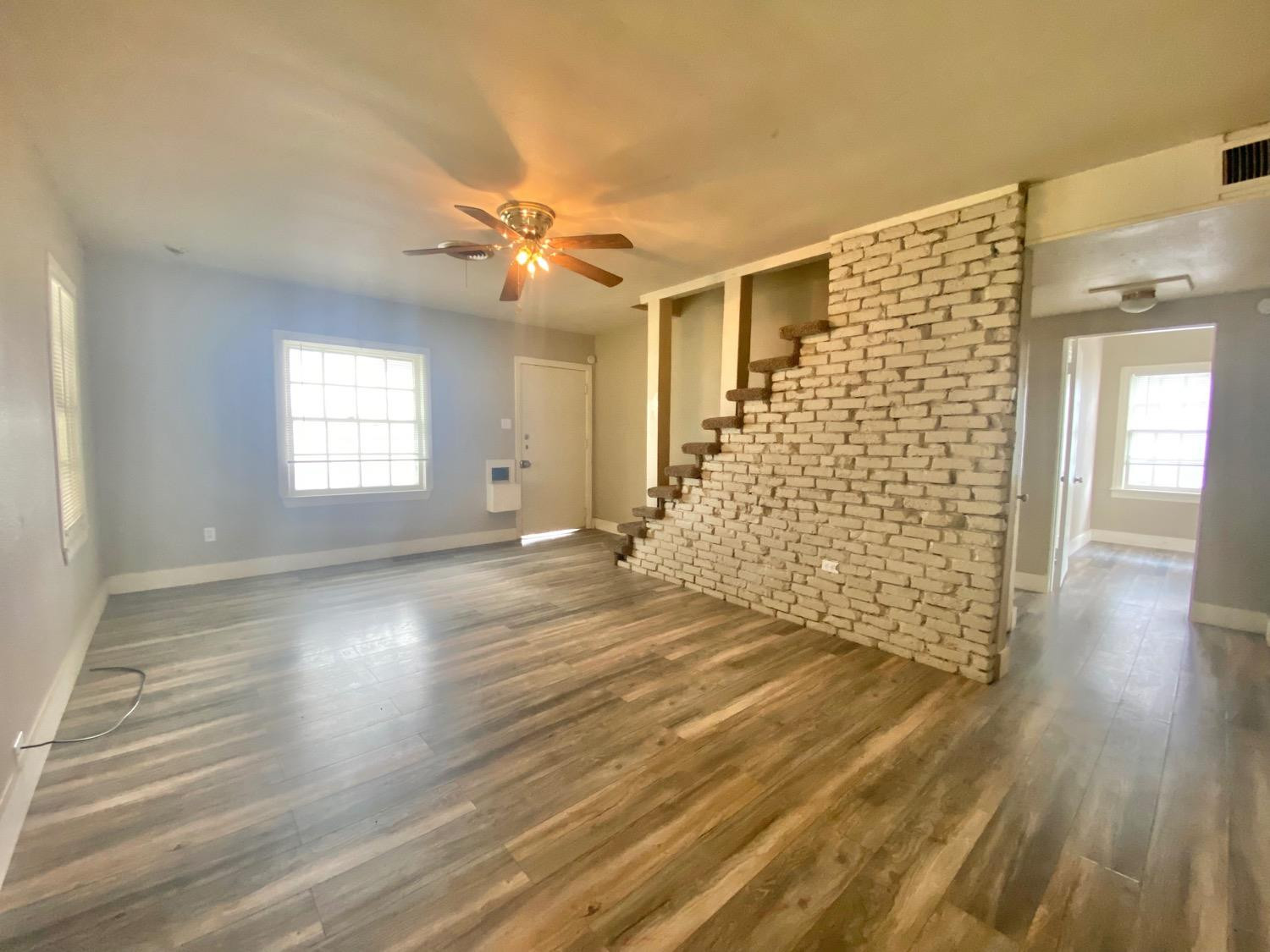 2311 25th Street Lubbock, TX 79411 - Photo 4 of 16 Photo 4