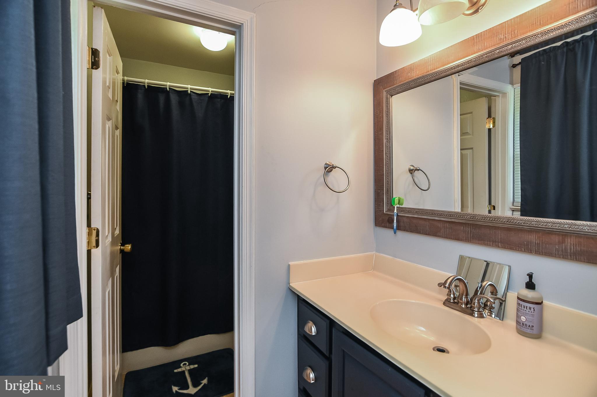 2183 Sebastian Road Fredericksburg, VA 22405 - Photo 20 of 38 Master bath/privacy door to toilet and bath.