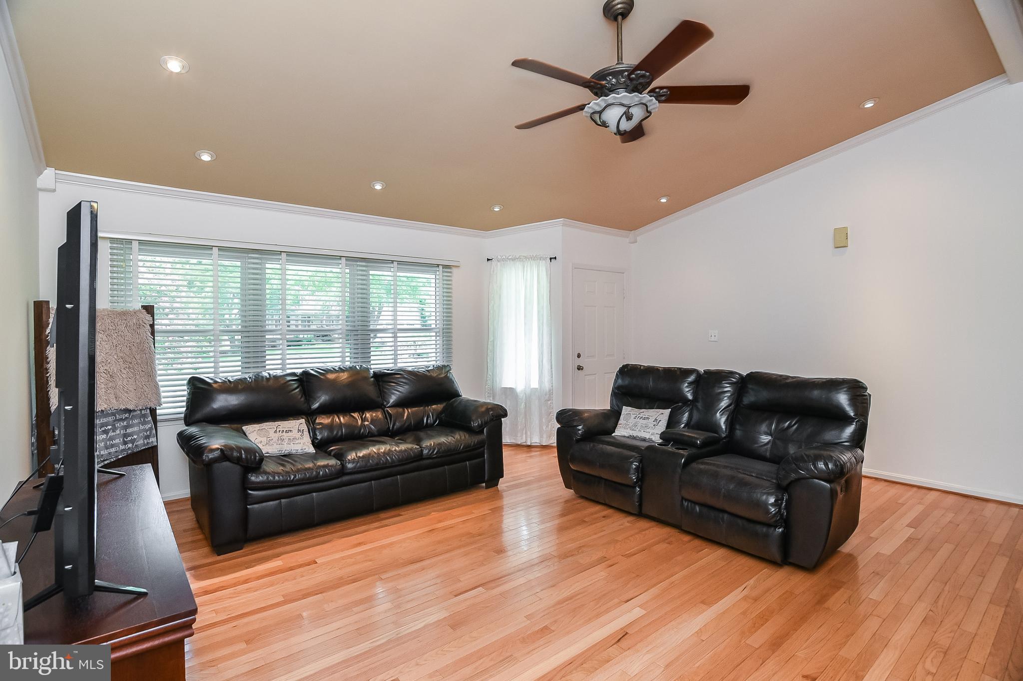 2183 Sebastian Road Fredericksburg, VA 22405 - Photo 5 of 38 Living room with entry.