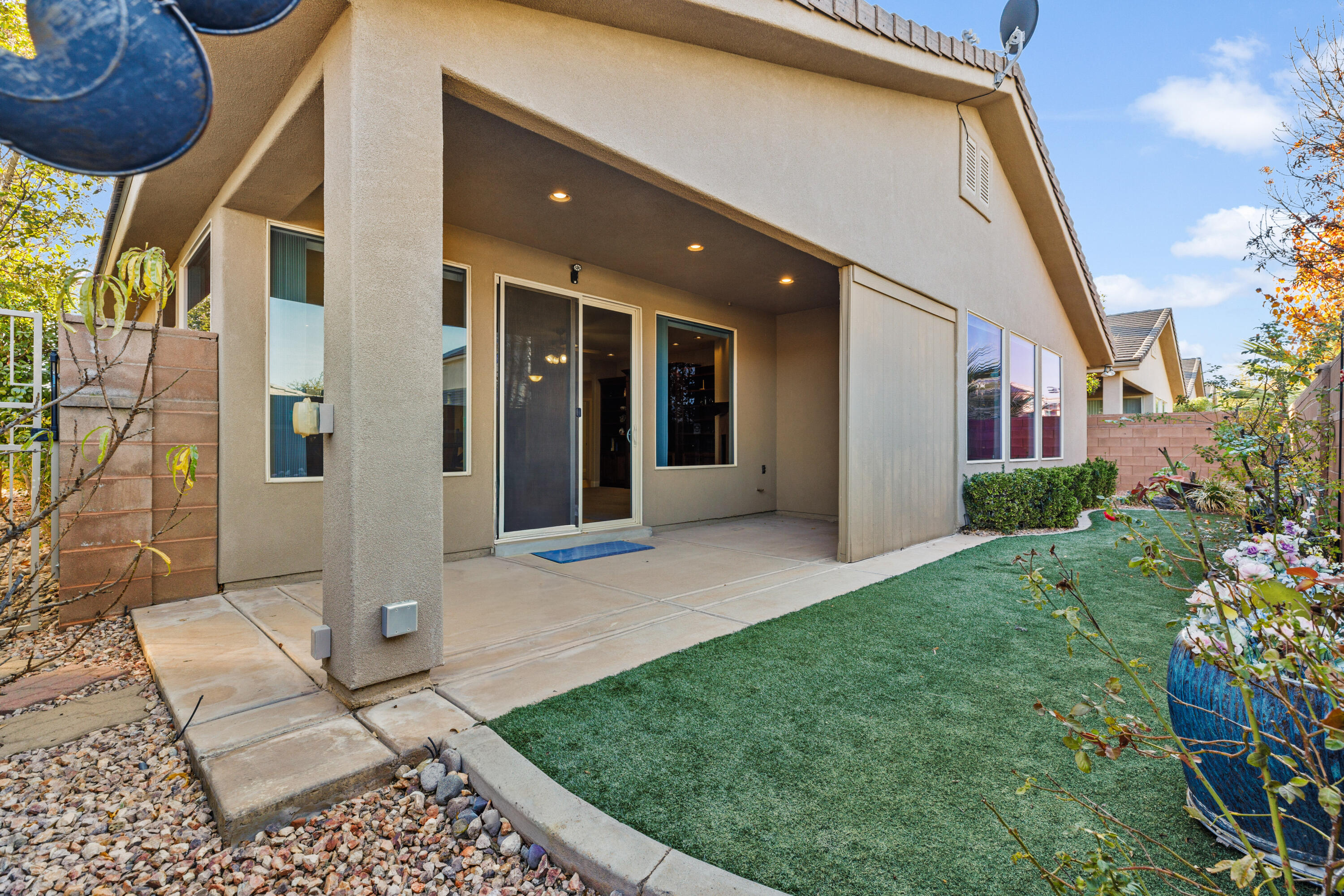 409 North Country Lane, Unit 39 St. George, UT 84770 - Photo 35 of 40 Backyard