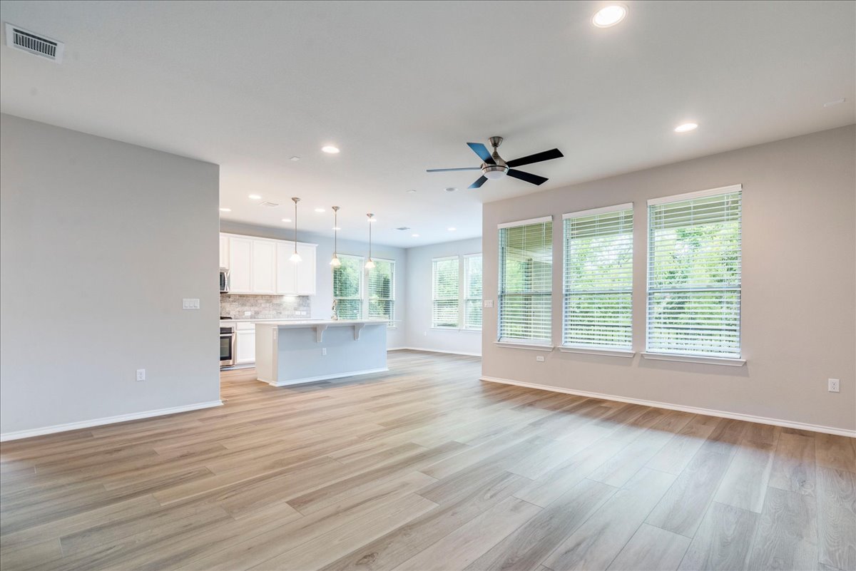 10515 Turnbull Loop Austin, TX 78717 - Photo 8 of 38
