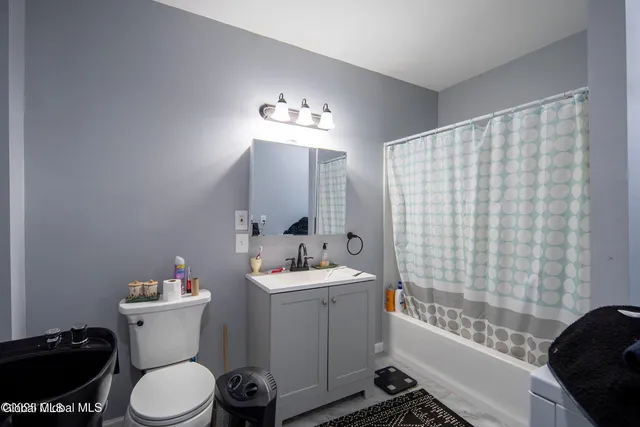 $1,500 | 138 Main Street, Unit 1, Cohoes, NY 12047