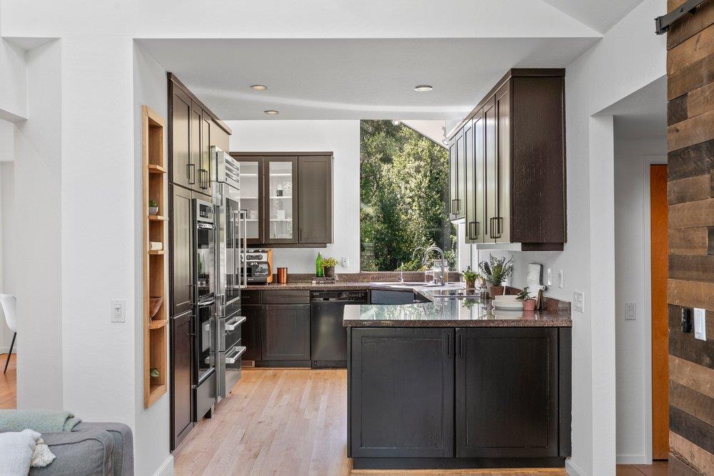 15795 Adams Ridge Los Gatos, CA 95033 - Photo 17 of 54