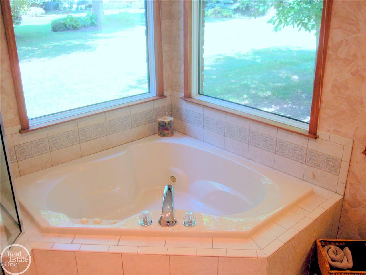 51172 Baker Road Chesterfield, MI 48047 - Photo 26 of 53