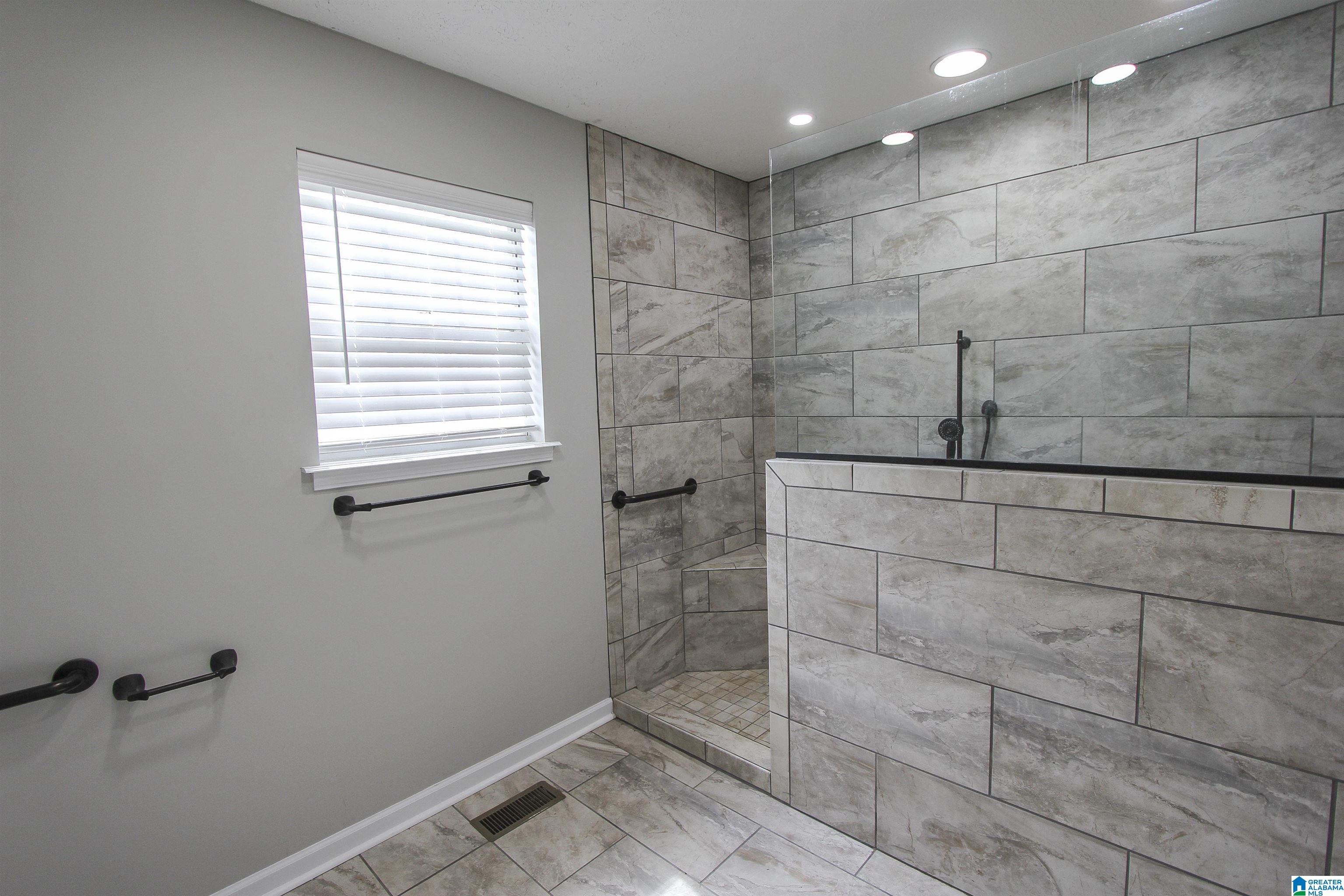 3790 Christopher Avenue Gadsden, AL 35907 - Photo 48 of 57