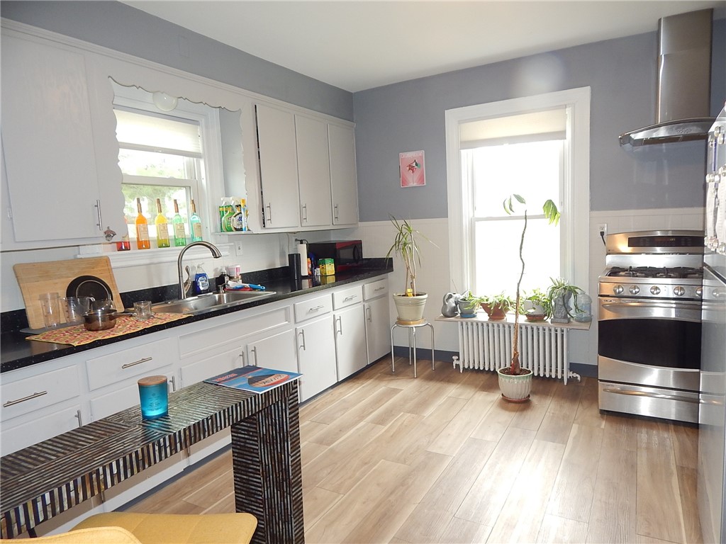 534 Blackstone Street Woonsocket, RI 02895 - Photo 13 of 38