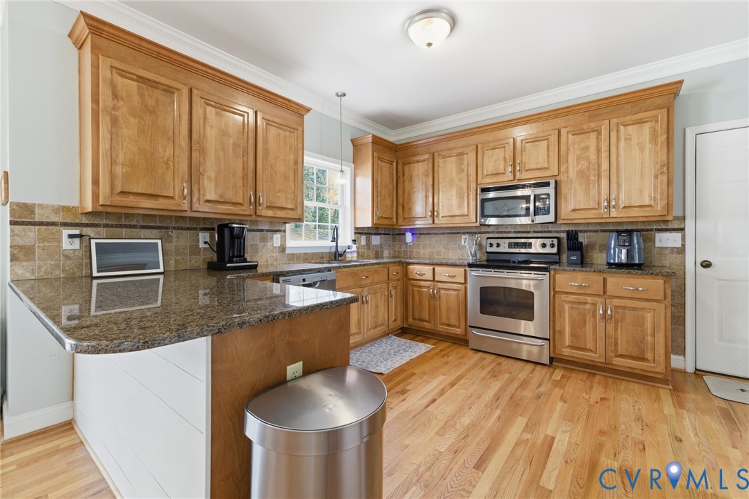 12309 Windsor Road Chester, VA 23831 - Photo 13 of 34