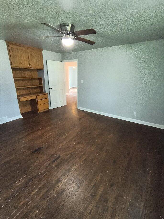6277 Corunna Road Flint, MI 48532 - Photo 27 of 44 eDRR81X_QQOV3INRfGkD0Q