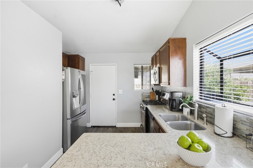 377 Quandt Ranch Road San Jacinto, CA 92583 - Photo 13 of 25