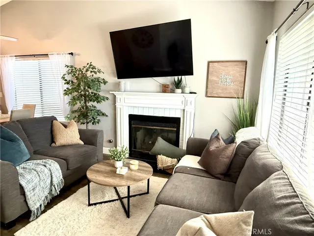 $395,000 | 377 Quandt Ranch Road, San Jacinto, CA 92583