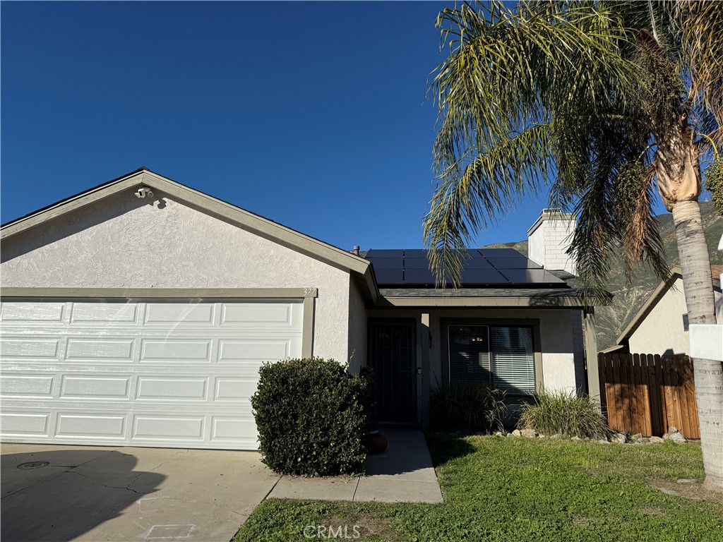 377 Quandt Ranch Road San Jacinto, CA 92583 - Photo 37 of 37 front view of a house with a yard