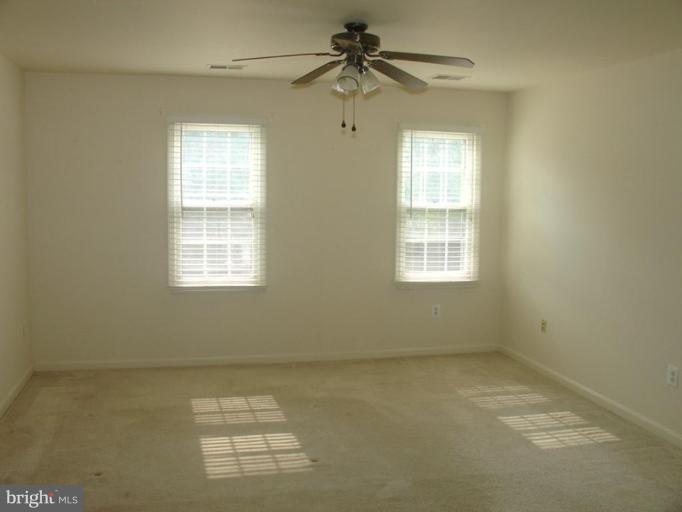 7753 Lowmoor Road Springfield, VA 22153 - Photo 9 of 16 7753 Lowmoor Rd
