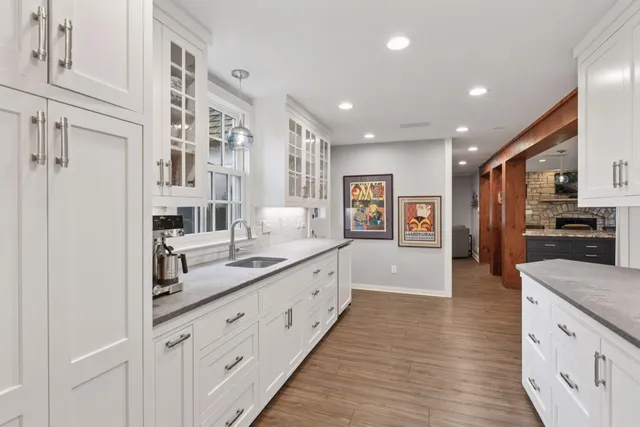 $2,450,000 | 260 Salem Church Road, Sunfish Lake, MN 55118