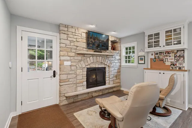 $2,450,000 | 260 Salem Church Road, Sunfish Lake, MN 55118