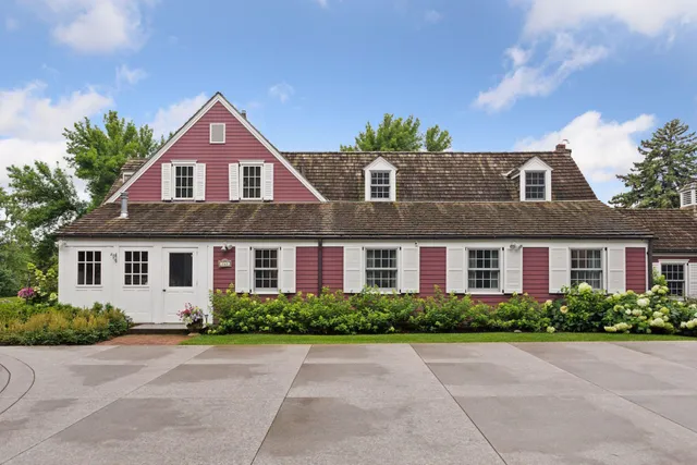 $2,450,000 | 260 Salem Church Road, Sunfish Lake, MN 55118