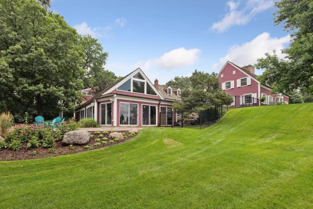 $2,450,000 | 260 Salem Church Road, Sunfish Lake, MN 55118