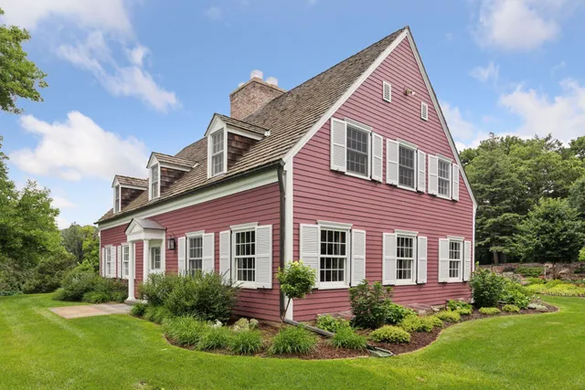 $2,450,000 | 260 Salem Church Road, Sunfish Lake, MN 55118