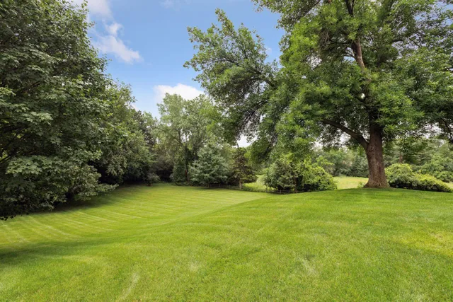 $2,450,000 | 260 Salem Church Road, Sunfish Lake, MN 55118