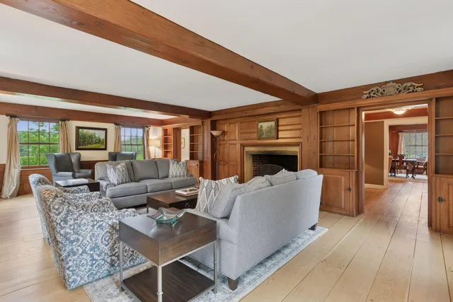 $2,450,000 | 260 Salem Church Road, Sunfish Lake, MN 55118