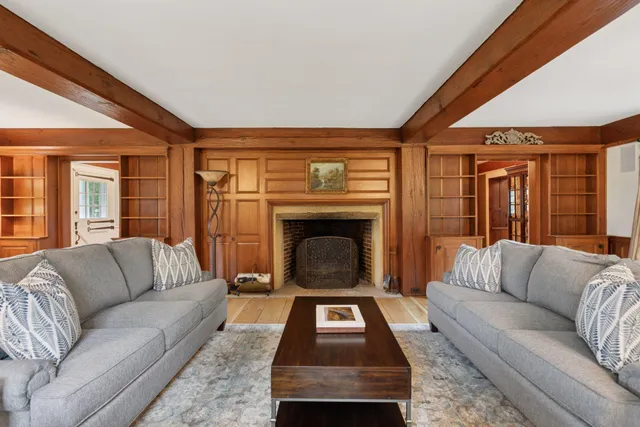 $2,450,000 | 260 Salem Church Road, Sunfish Lake, MN 55118