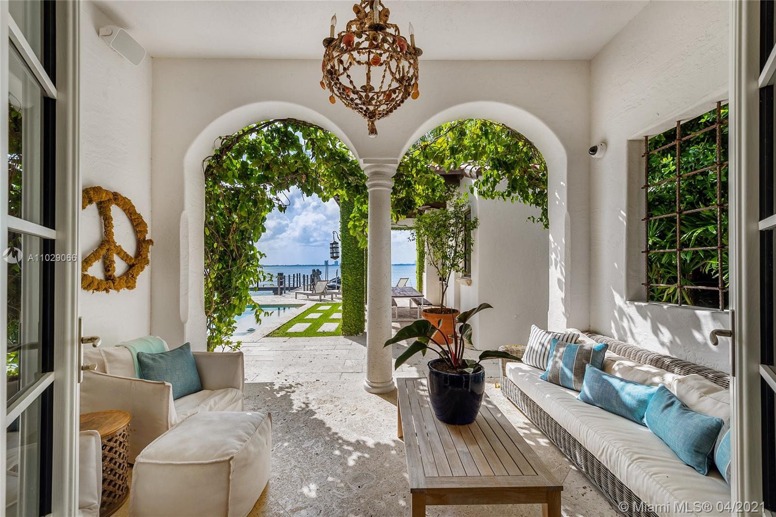 4412 North Bay Road Miami Beach, FL 33140 - Photo 12 of 40