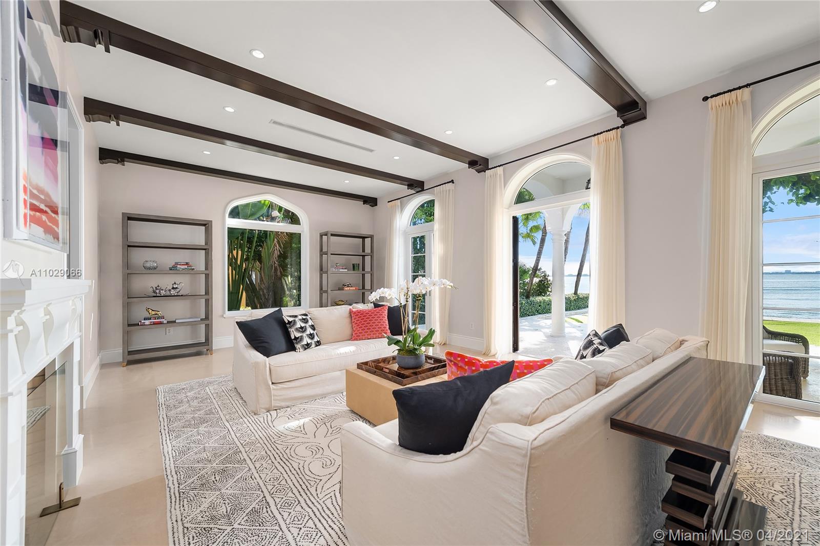 4412 North Bay Road Miami Beach, FL 33140 - Photo 4 of 40