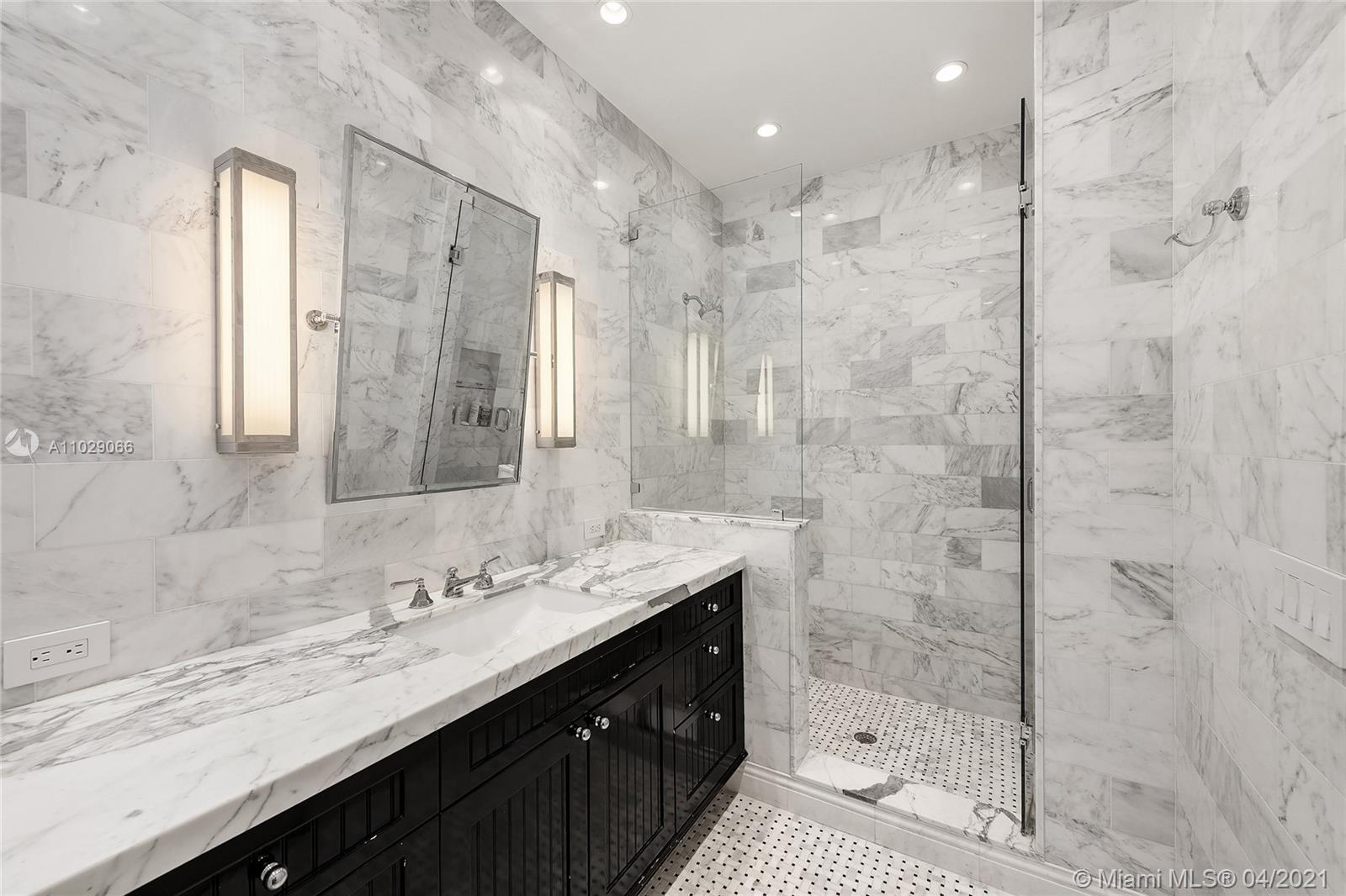 4412 North Bay Road Miami Beach, FL 33140 - Photo 33 of 40