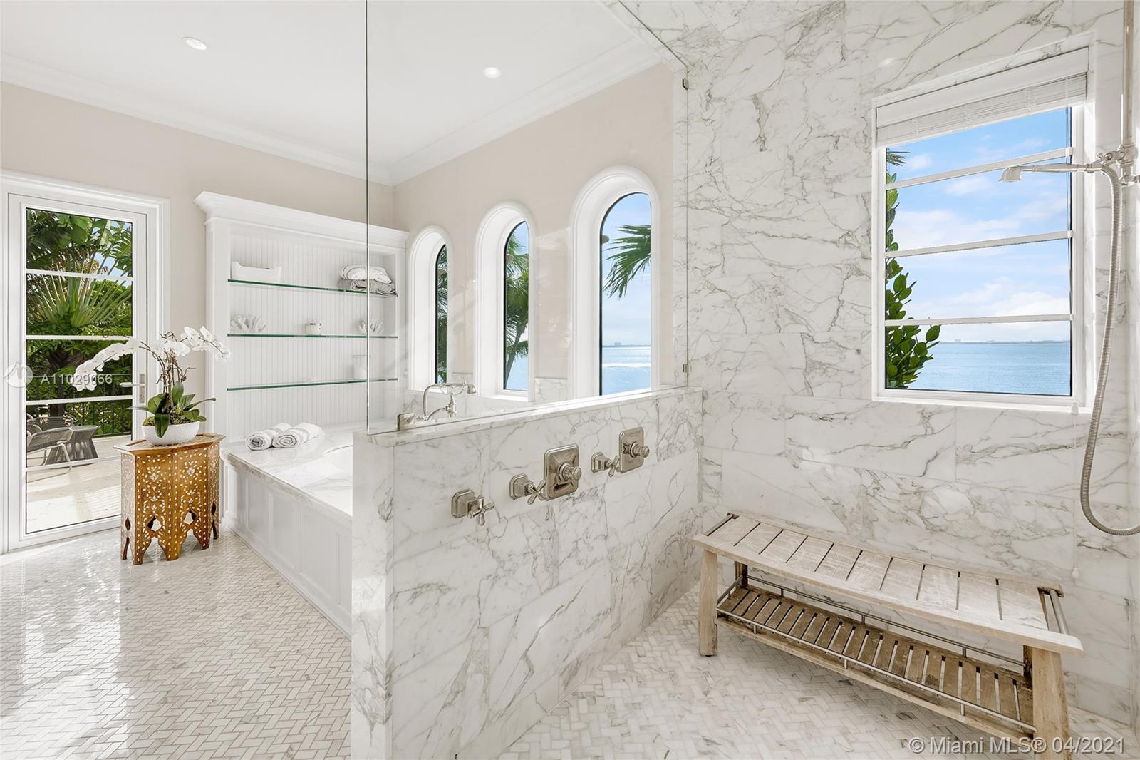 4412 North Bay Road Miami Beach, FL 33140 - Photo 38 of 40