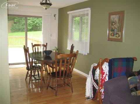 11397 Hibner Road Hartland, MI 48353 - Photo 9 of 12 20343094-8.JPG