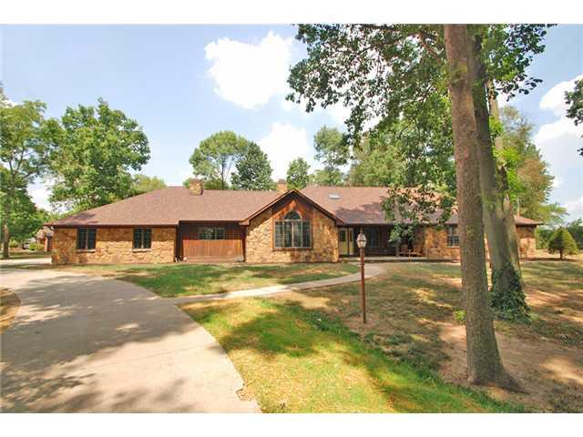 1075 Chipmunk Lane Pendleton, IN 46064 - Photo 1 of 24