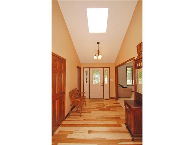 1075 Chipmunk Lane Pendleton, IN 46064 - Photo 2 of 24
