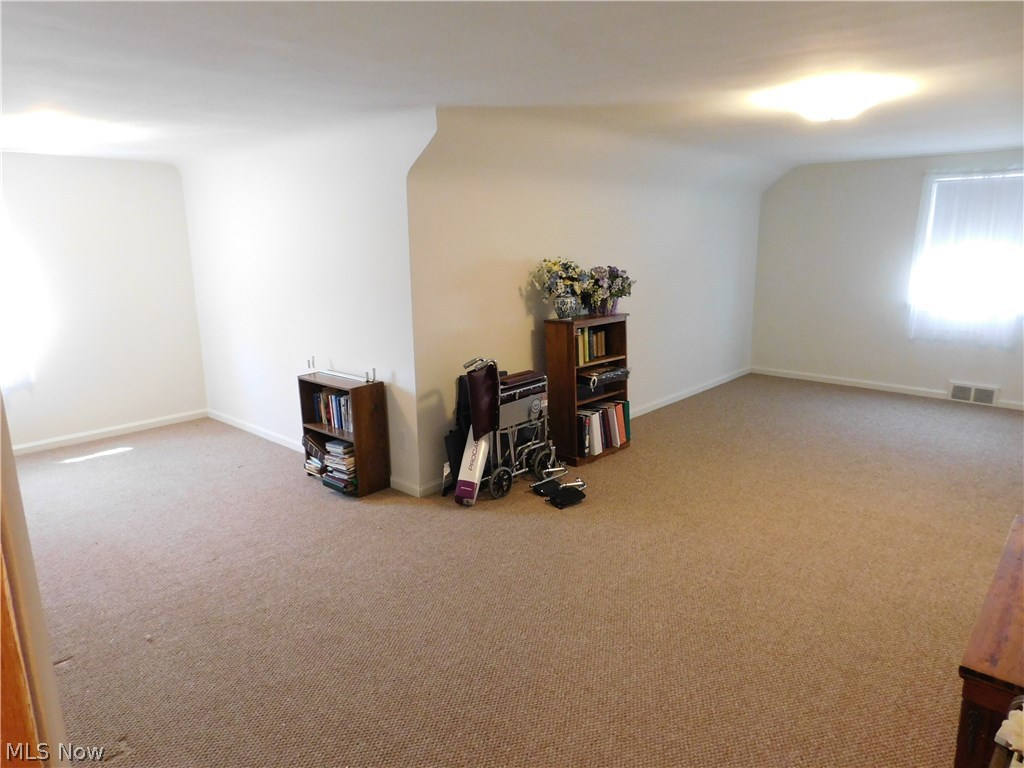 4109 Lowden Road Cleveland, OH 44121 - Photo 20 of 26