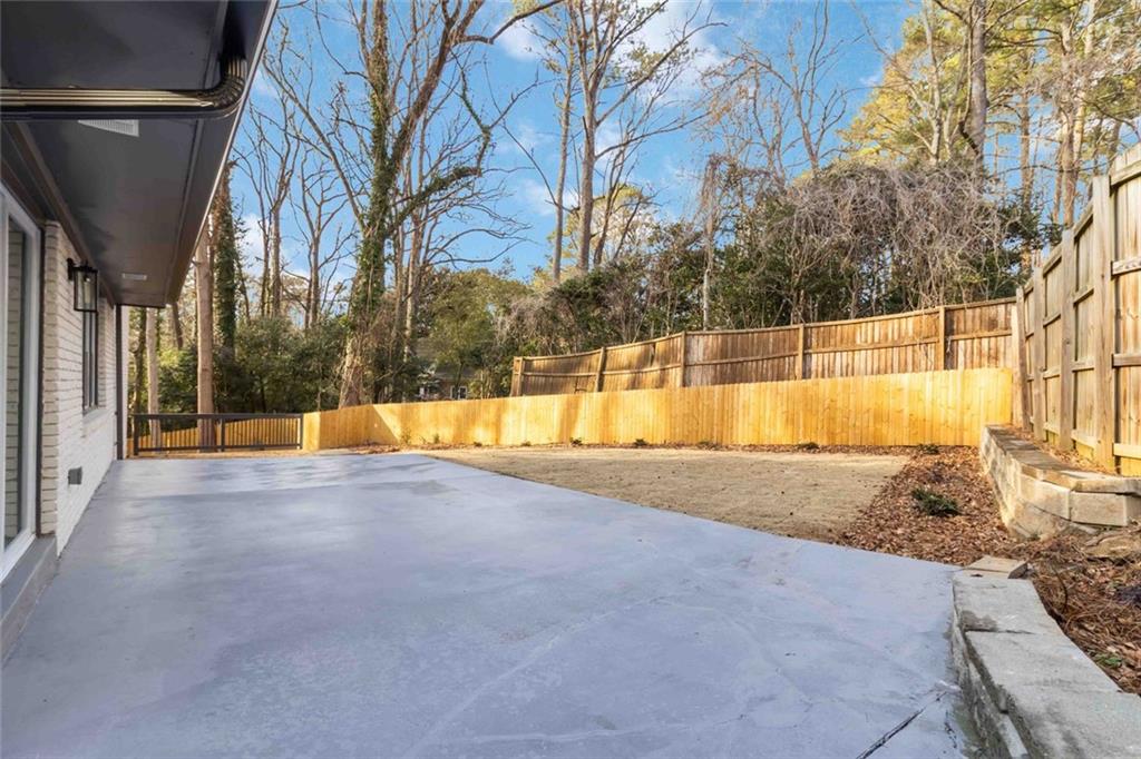 2338 Greenglade Road Northeast Atlanta, GA 30345 - Photo 27 of 29