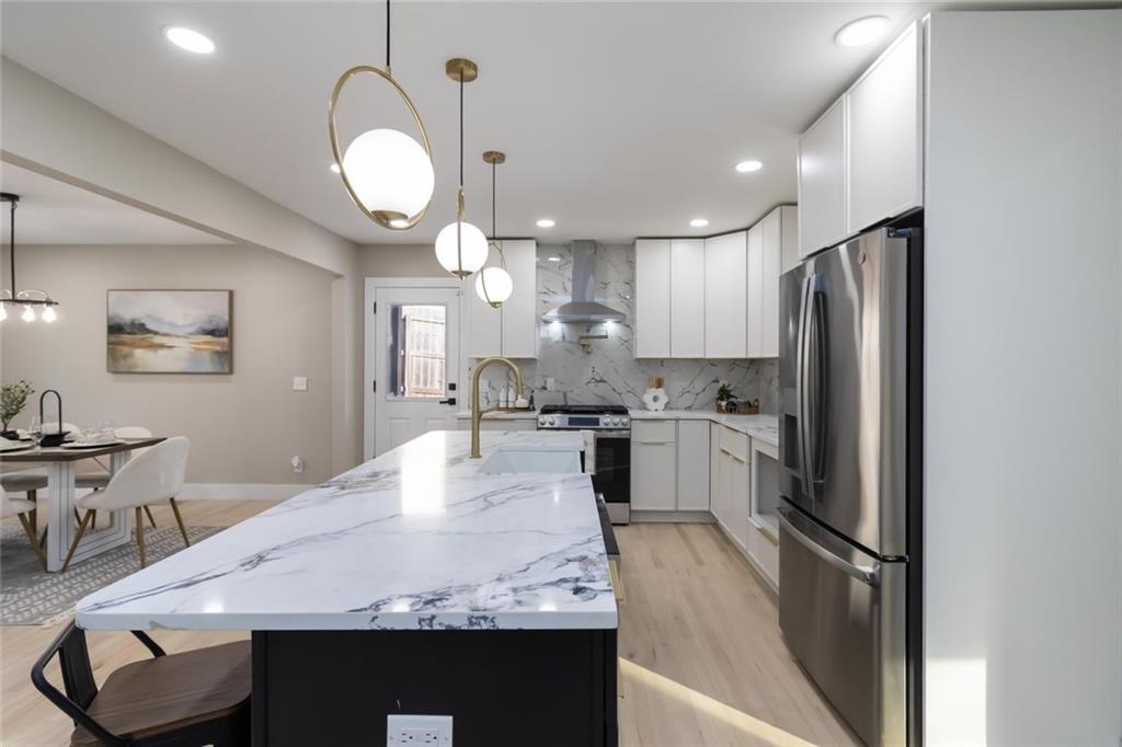 2338 Greenglade Road Northeast Atlanta, GA 30345 - Photo 7 of 29