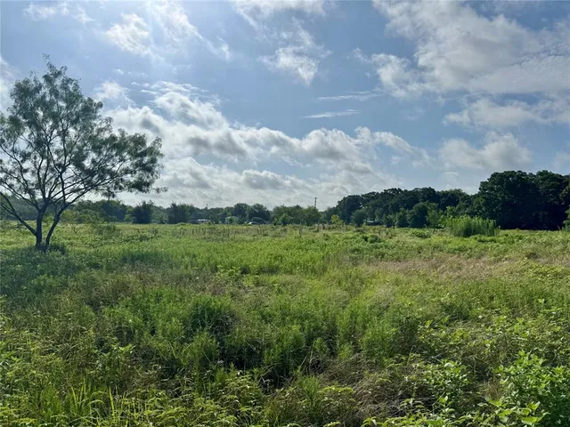 $135,000 | 9833 R And R Circle, Unit LOT 3, Kemp, TX 75143