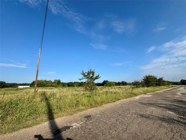 $135,000 | 9833 R And R Circle, Unit LOT 3, Kemp, TX 75143