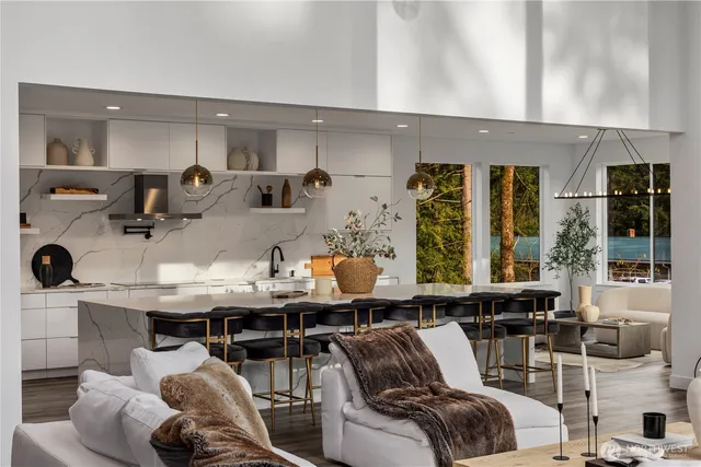 $2,199,950 | 9730 354th Avenue Southeast, Snoqualmie, WA 98065