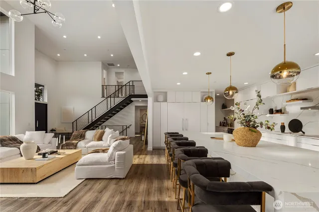 $2,199,950 | 9730 354th Avenue Southeast, Snoqualmie, WA 98065