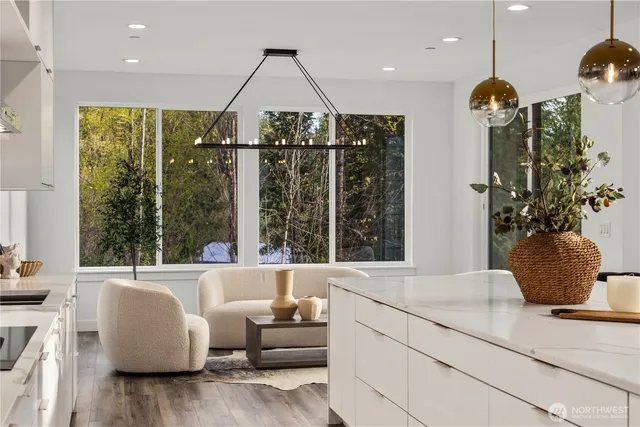 $2,199,950 | 9730 354th Avenue Southeast, Snoqualmie, WA 98065